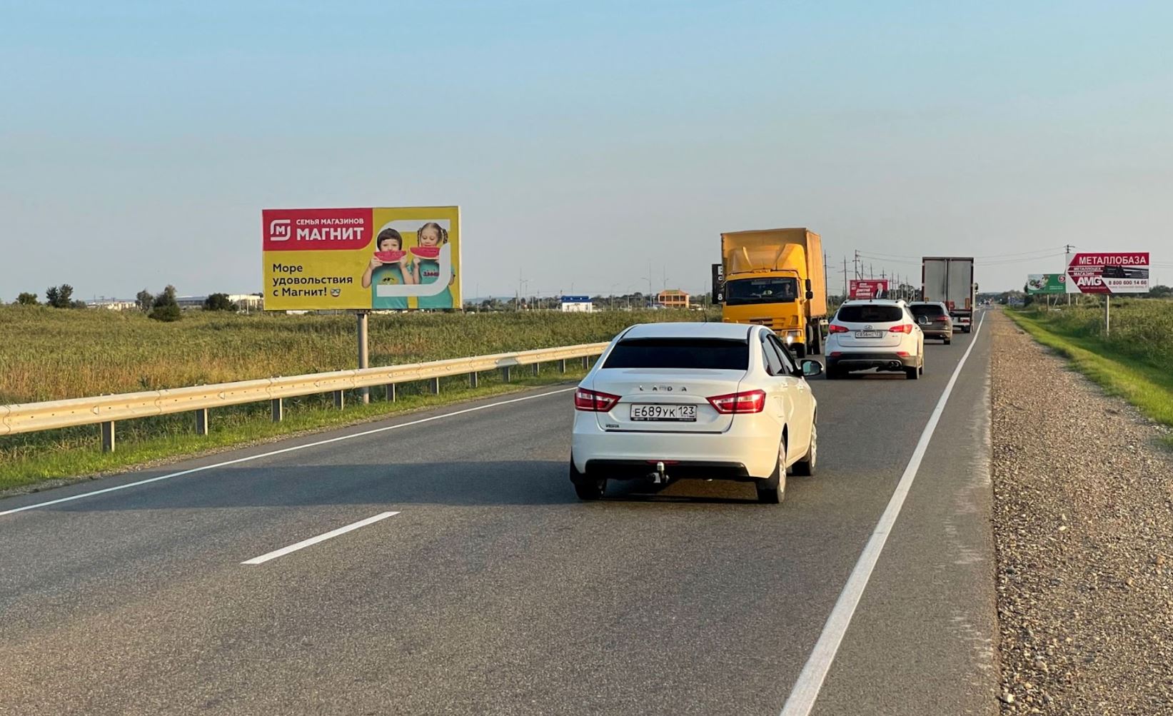 Фотография рекламного носителя, тип: Билборд 3x6, адрес: Краснодар-Темрюк а/д., 1 200м, Темрюк, Краснодарский край, Россия. Сторона Б №1028252