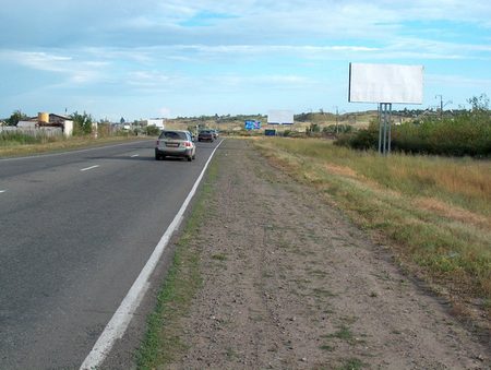 Фотография рекламного носителя, тип: Билборд 3x6, адрес: Минусинск - Абакан а/д., Подсинее, поз.3, Абакан, Республика Хакасия, Россия. Сторона B №425632