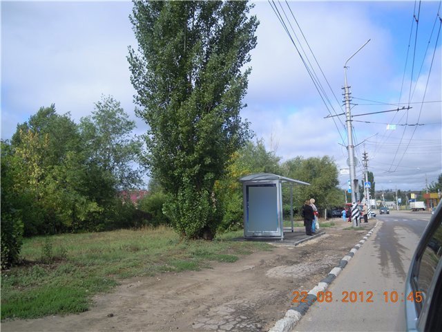 Фотография рекламного носителя, тип: Остановка 1.8x1.2, адрес: Московское ш., ост. Елшанская, поз.1, Саратов, Саратовская область, Россия. Сторона Б №747447