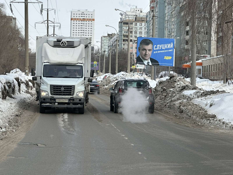 Фотография рекламного носителя, тип: Ситиборд 2.7x3.7, адрес: Чернореченская ул., д.49, Самара, Самарская область, Россия. Сторона A №1077955