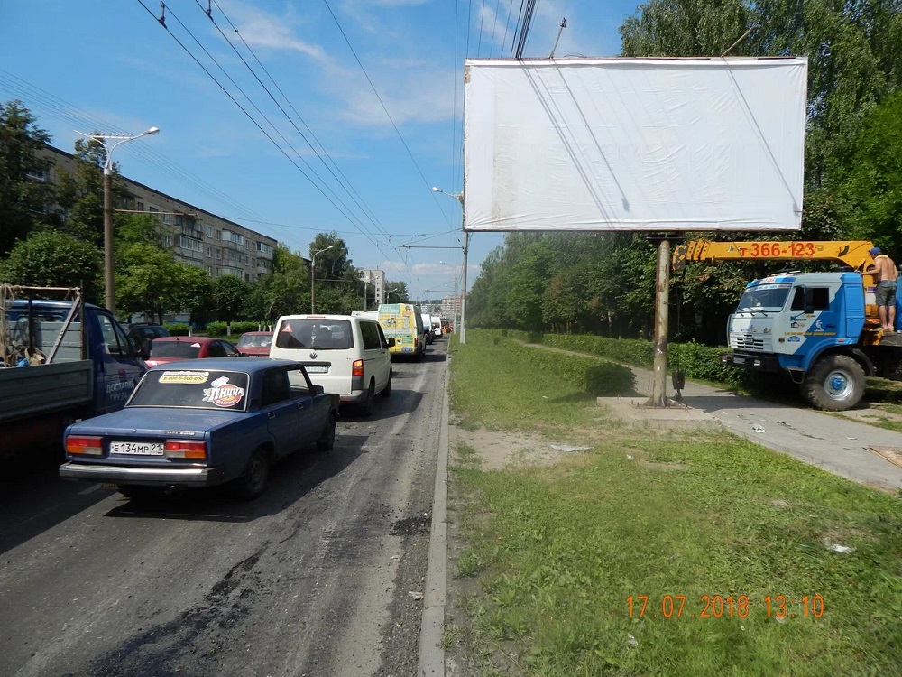 Фотография рекламного носителя, тип: Билборд 3x6, адрес: Эгерский б-р., д.18, Чебоксары, Республика Чувашия, Россия. Сторона A №1057775