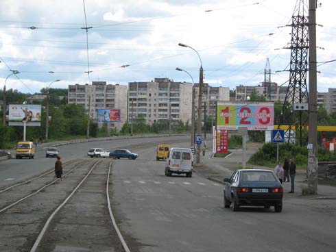 Фотография рекламного носителя, тип: Билборд 3x6, адрес: Космонавтов ул., д.9, Нижний Тагил, Свердловская область, Россия. Сторона A №483660