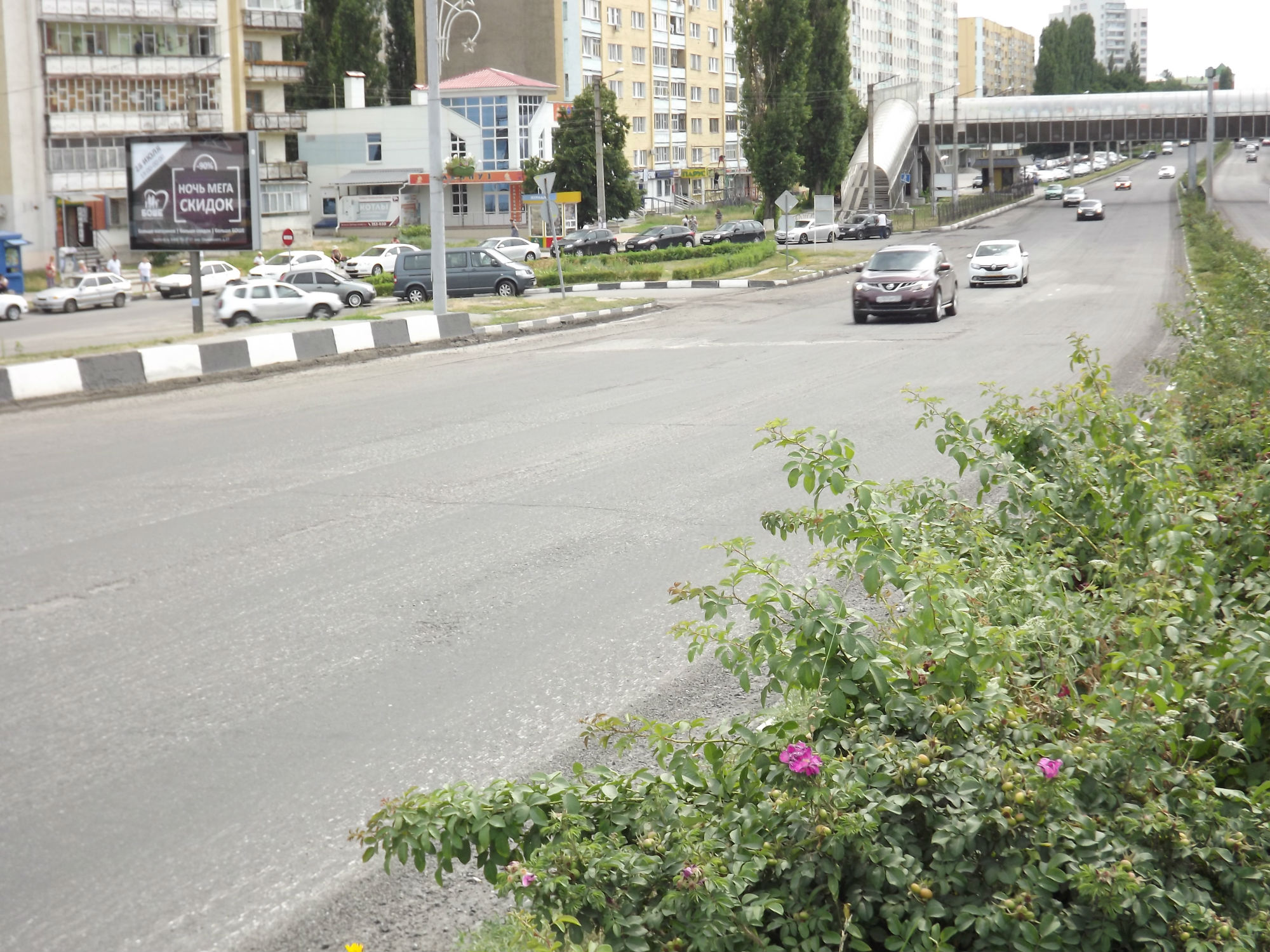 Фотография рекламного носителя, тип: Ситиборд 2.7x3.7, адрес: Комсомольский пр-т., д.27, Старый Оскол, Белгородская область, Россия. Сторона B №567077