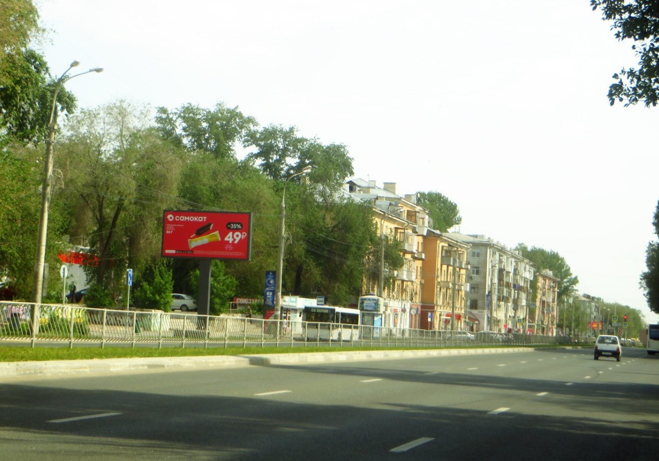 Фотография рекламного носителя, тип: Билборд 3x6, адрес: Победы ул., д.8г, поз.2, Самара, Самарская область, Россия. Сторона В №664371