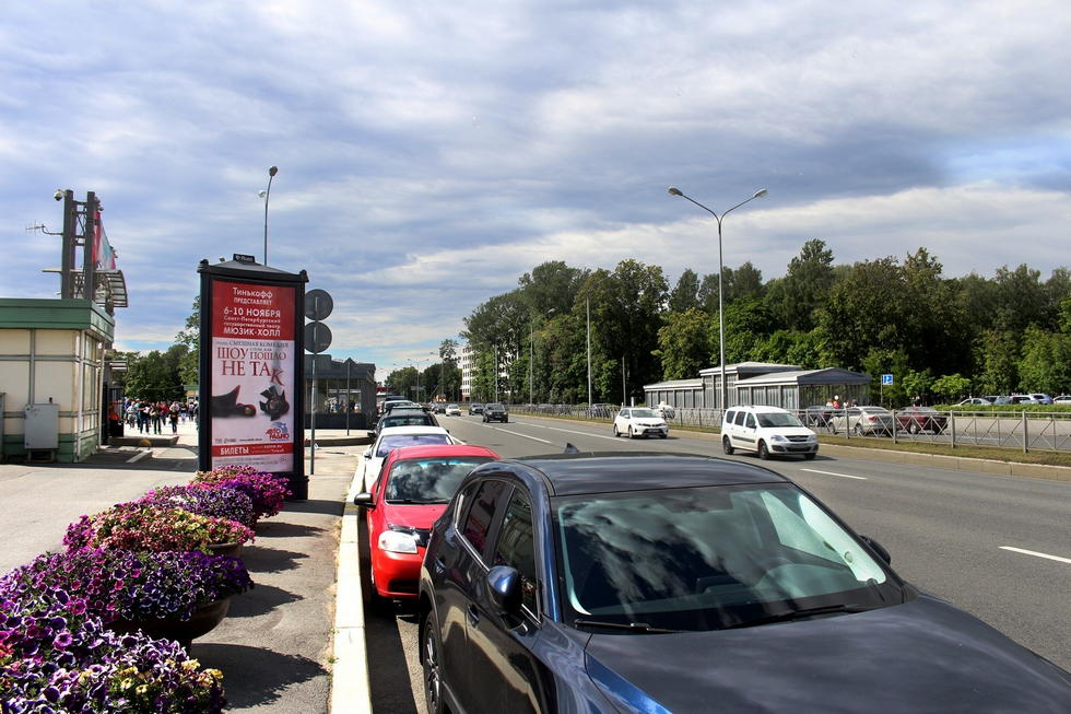 Фотография рекламного носителя, тип: Пиллар 3x1.4, адрес: Приморский пр-т., 3-й Елагин мост, Санкт-Петербург, Россия. Сторона Б №724831