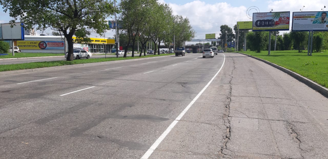 Фотография рекламного носителя, тип: Билборд 3x6, адрес: Большая ул. Х Сведлова ул., д.26, Хабаровск, Хабаровский край, Россия. Сторона А №971282