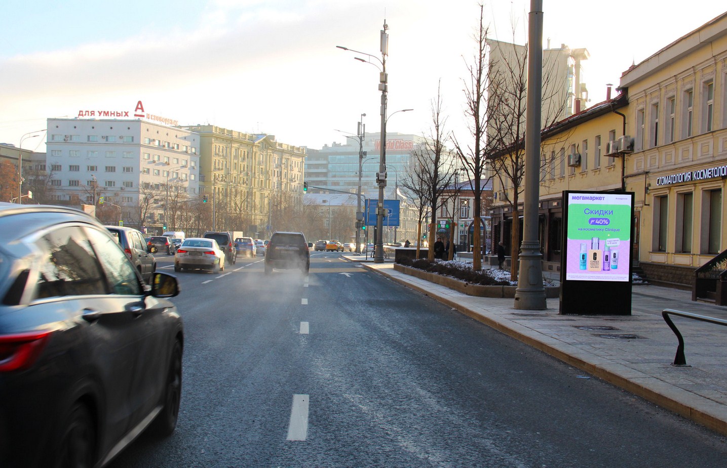 Фотография рекламного носителя, тип: Ситиформат 1.8x1.2, адрес: Садовая-Черногрязская ул., д.20, Москва, Россия. Сторона А1-A10 №558727