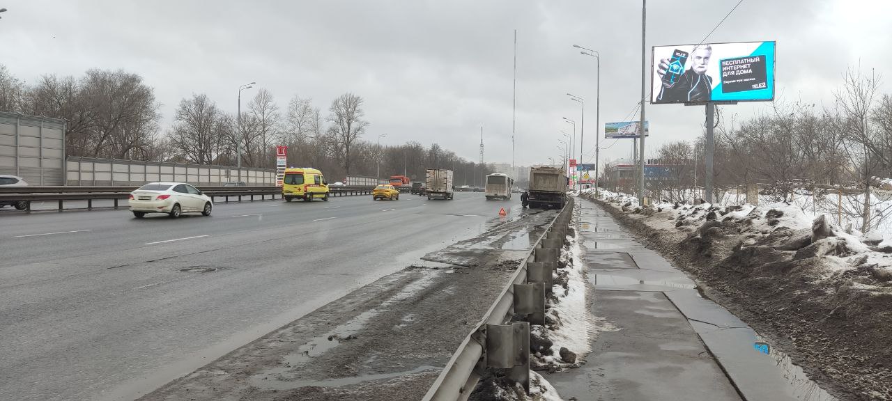 Фотография рекламного носителя, тип: Билборд 3x6, адрес: Энтузиастов ш., 21-й км. автодороги М-7 Волга, Реутов, Московская область, Россия. Сторона А1-А10 №1075048