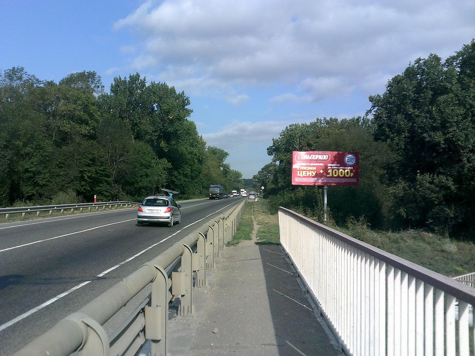 Фотография рекламного носителя, тип: Билборд 3x6, адрес: Краснодар-Новороссийск а/д А-146, 92 700м, Абинск, Краснодарский край, Россия. Сторона А №1020414