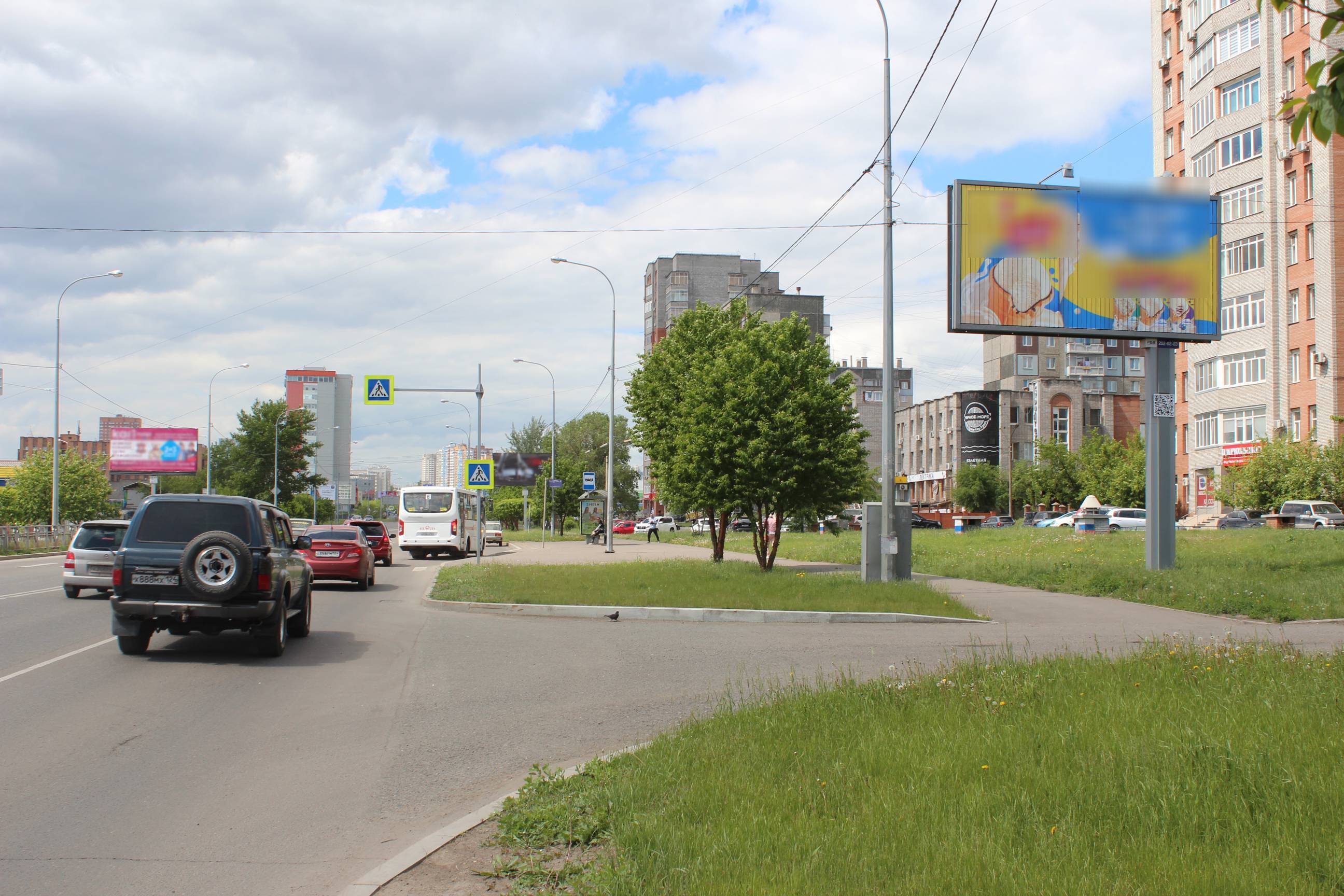 Фотография рекламного носителя, тип: Билборд 3x6, адрес: Взлетная ул., д.26а, Красноярск, Красноярский край, Россия. Сторона А1-А3 №745783