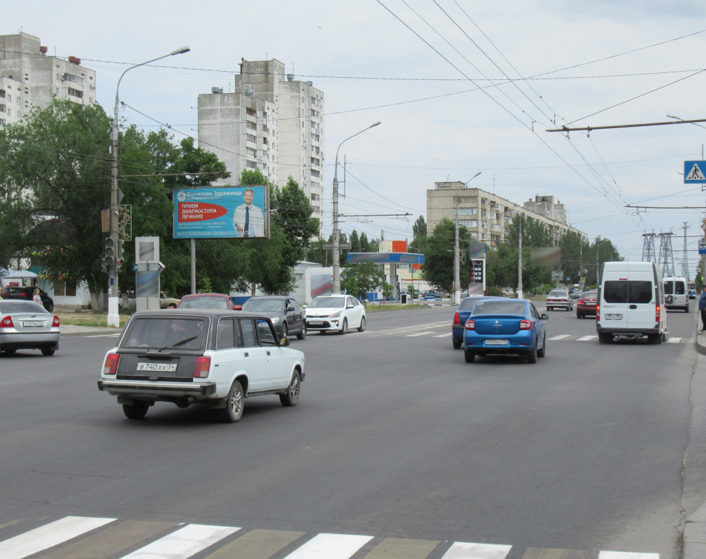 Фотография рекламного носителя, тип: Билборд 3x6, адрес: Николая Отрады ул. Х Богомольца ул., Волгоград, Волгоградская область, Россия. Сторона Б №533028