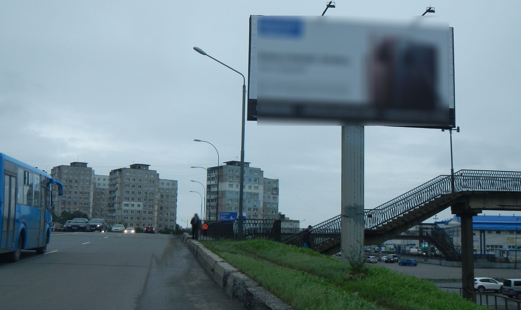 Фотография рекламного носителя, тип: Билборд 3x6, адрес: Баляева ул. Х Адмирала Юмашева ул., д.4, Владивосток, Приморский край, Россия. Сторона А №747959