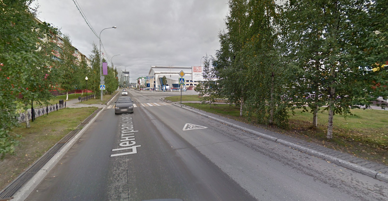 Фотография рекламного носителя, тип: Билборд 3x6, адрес: Белоярский г., Центральная ул., д.3, Сургут, Ханты-Мансийский автономный округ – Югра, Россия. Сторона А №784797