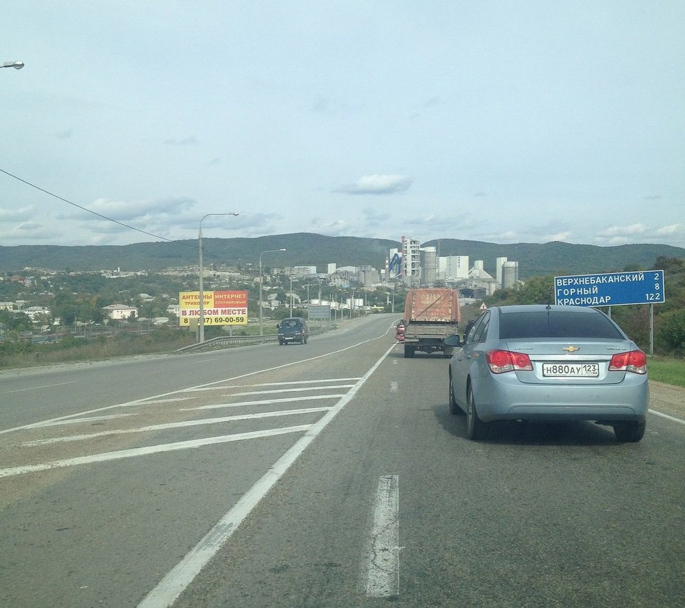 Фотография рекламного носителя, тип: Билборд 3x6, адрес: А-146 а/д., 139 850м, Новороссийск, Краснодарский край, Россия. Сторона Б №713869