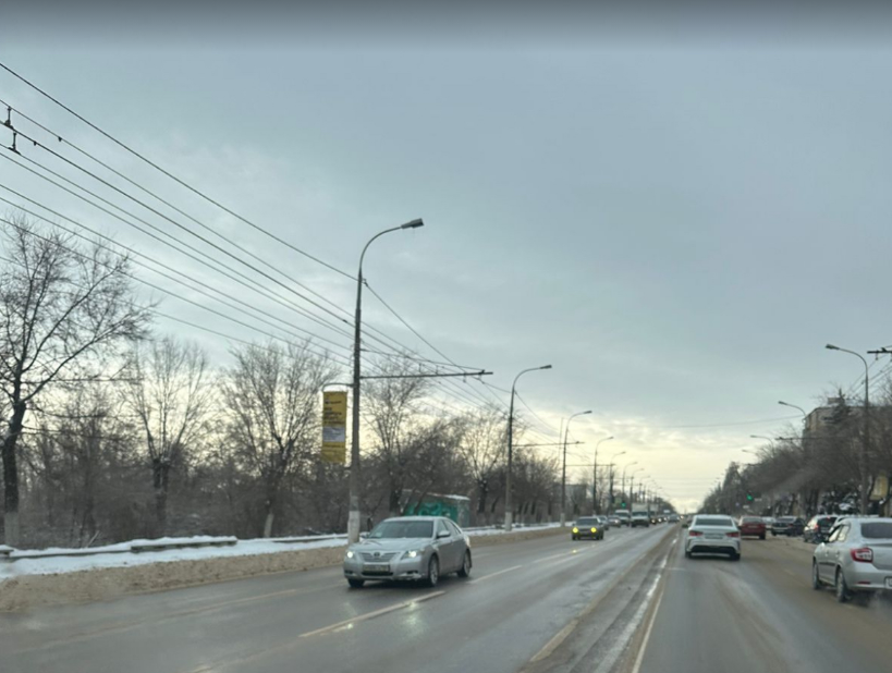 Фотография рекламного носителя, тип: Панель-кронштейн, адрес: Ленина пр-т., Администрация Тракторозаводского района, Волгоград, Волгоградская область, Россия. Сторона Б №1097118