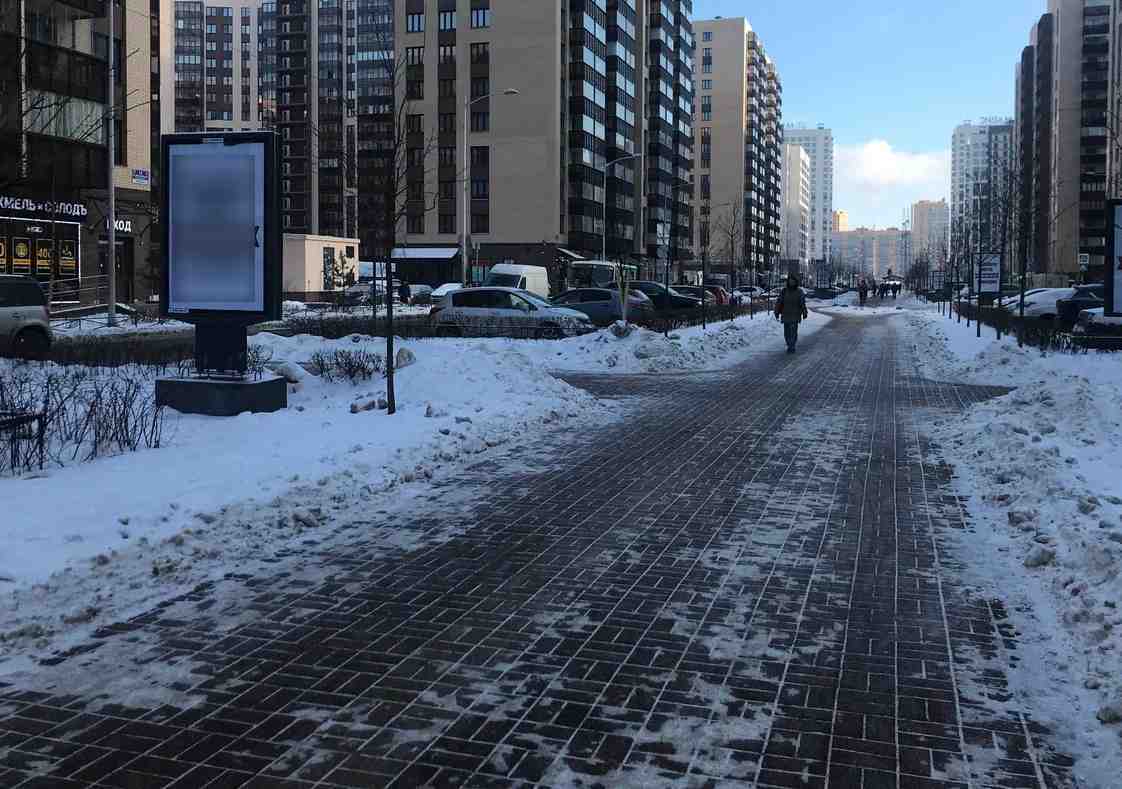 Фотография рекламного носителя, тип: Ситиформат 1.8x1.2, адрес: Мурино пос., Менделеева б-р., д.14, поз.1, Ленинградская область, Россия. Сторона Б №1047087