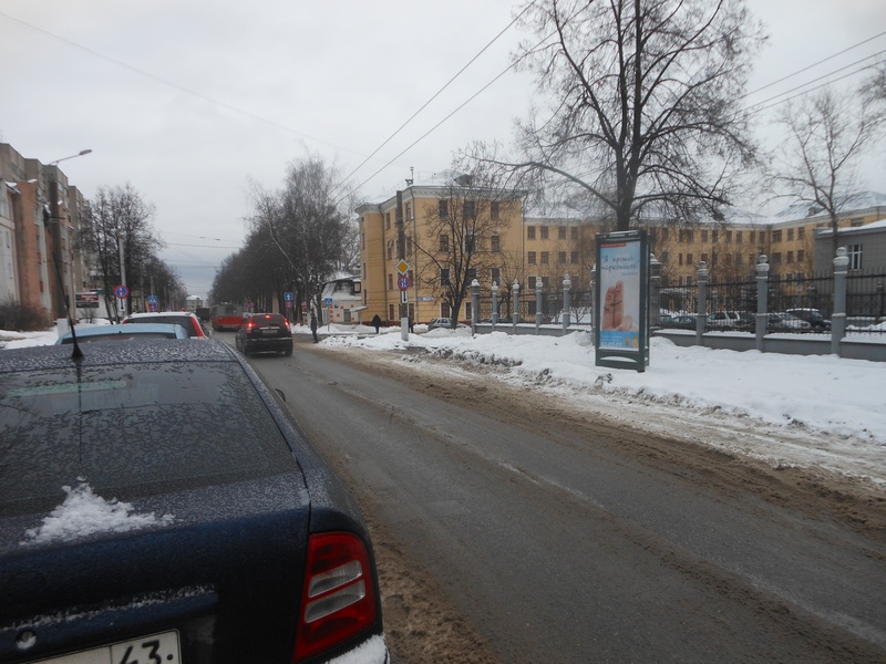 Фотография рекламного носителя, тип: Пиллар 3x1.4, адрес: Красноармейская ул., д.26, Киров, Кировская область, Россия. Сторона А №632467