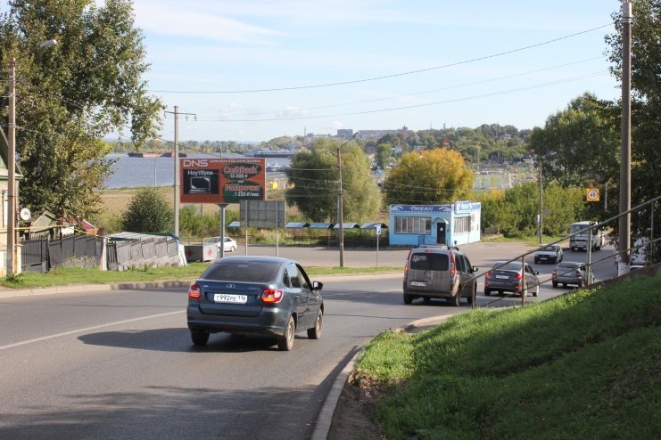 Фотография рекламного носителя, тип: Билборд 3x6, адрес: Чистополь г., Бутлерова ул. Х Энгельса ул., д.118, Казань, Республика Татарстан, Россия. Сторона B №685611