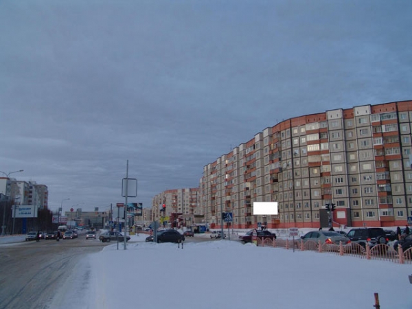 Фотография рекламного носителя, тип: Билборд 3x6, адрес: Мира ул., д.17, Сургут, Ханты-Мансийский автономный округ – Югра, Россия. Сторона А №440157