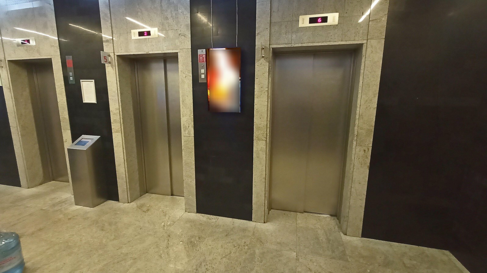 Фотография рекламного носителя, тип: Видеоэкран, адрес: Бизнес-центр «ДОМНИКОВ», Маши Порываевой ул., д.34, Москва, Россия. Сторона/вариант A1-A10 №1010854