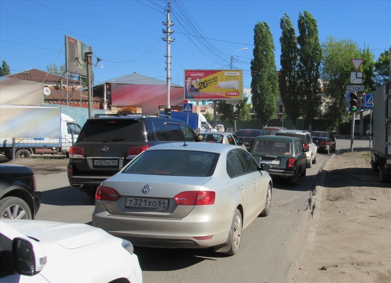 Фотография рекламного носителя, тип: Билборд 3x6, адрес: Университетская ул., д.109, Саратов, Саратовская область, Россия. Сторона А1-А3 №819201