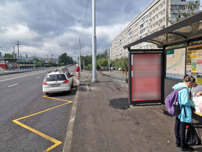 Фотография рекламного носителя, тип: Остановка 1.8x1.2, адрес: Семафорная ул., д.201, Красноярск, Красноярский край, Россия. Сторона А №1098269