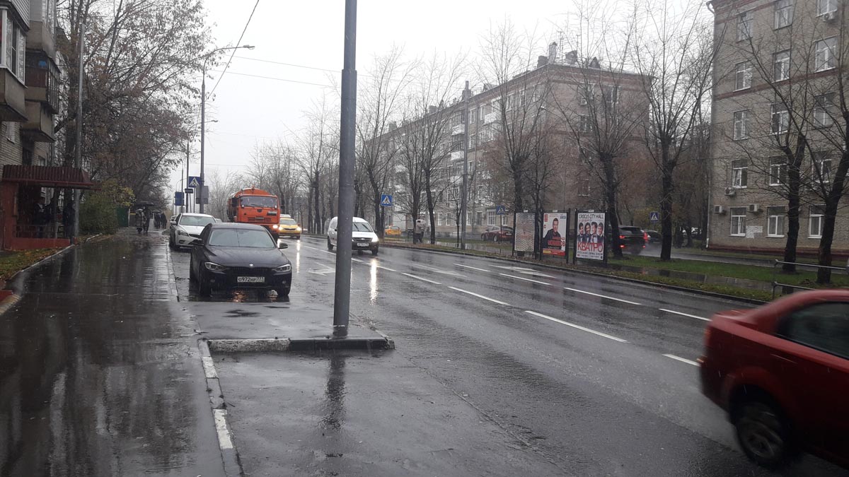 Фотография рекламного носителя, тип: Афиша 1.75x1.8, адрес: Ремизова ул., д.5, н-в, стенд 1, Москва, Россия. Сторона А1 №865993