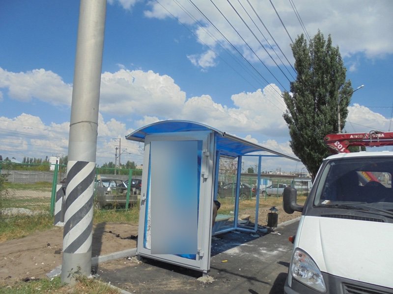 Фотография рекламного носителя, тип: Остановка 1.8x1.2, адрес: Панфилова ул., ост. 7-я Дачная, Саратов, Саратовская область, Россия. Сторона Б №747314