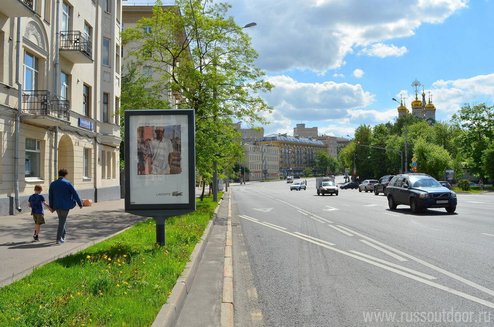 Фотография рекламного носителя, тип: Ситиформат 1.8x1.2, адрес: Комсомольский пр-т., д.3, стр.1, Москва, Россия. Сторона Б №858802