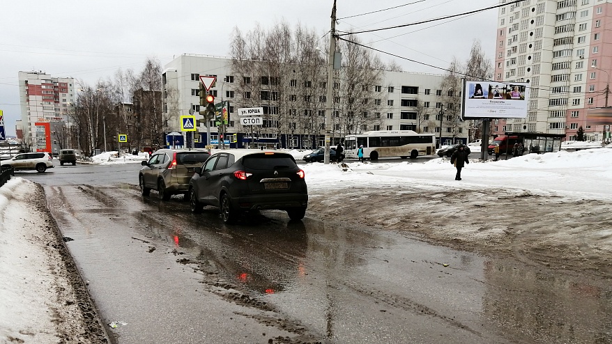 Фотография рекламного носителя, тип: Билборд 3x6, адрес: Юрша ул. Х Уинская ул., Пермь, Пермский край, Россия. Сторона А2 №835593