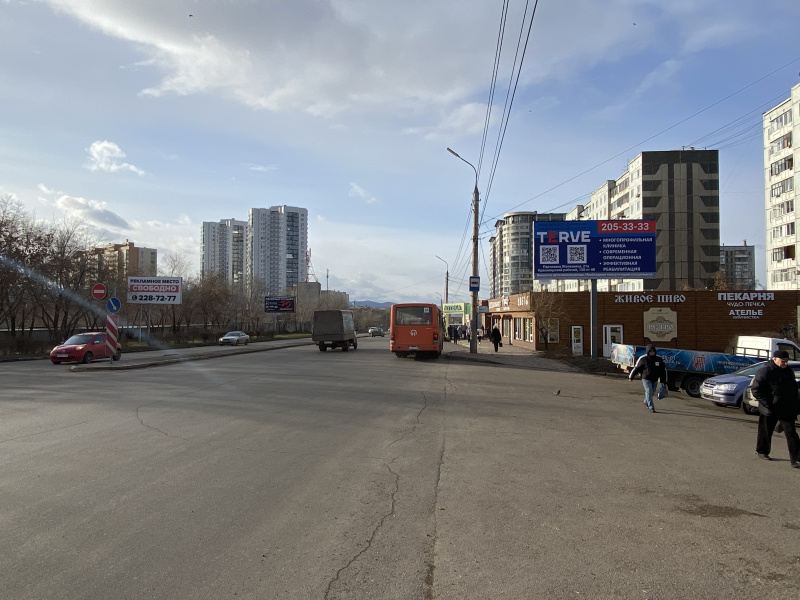 Фотография рекламного носителя, тип: Билборд 3x6, адрес: Крайняя ул., д.14/1, Красноярск, Красноярский край, Россия. Сторона А №848215