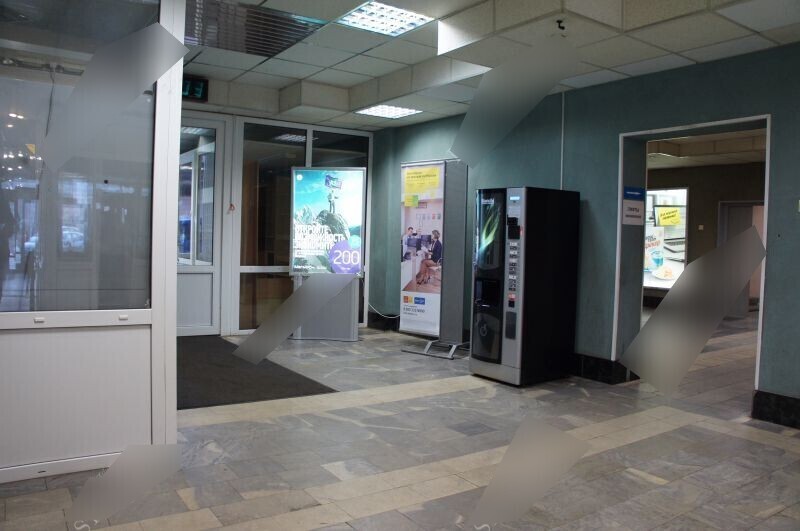 Фотография рекламного носителя, тип: Диспенсер листовок, адрес: Бизнес-центр «Охта», Ворошилова ул., д.2, Санкт-Петербург, Россия. Сторона/вариант №657347