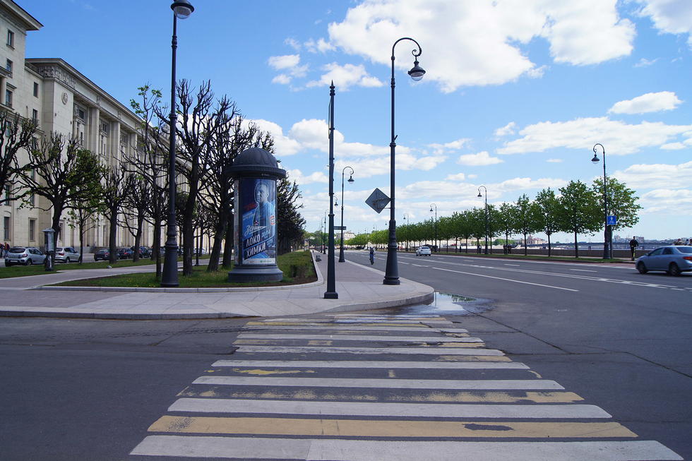 Фотография рекламного носителя, тип: Пиллар 3x1.4, адрес: Петровская наб., д.8 Х Мичуринская ул., Санкт-Петербург, Россия. Сторона Б №598968