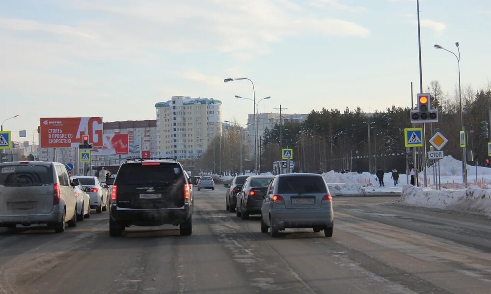 Фотография рекламного носителя, тип: Билборд 3x6, адрес: Пролетарский пр-т., д.11, поз.1, Сургут, Ханты-Мансийский автономный округ – Югра, Россия. Сторона А №1068422