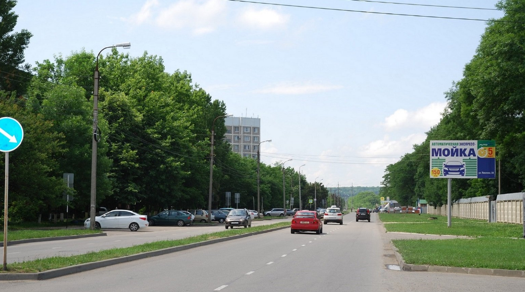 Фотография рекламного носителя, тип: Нестандартный билборд, адрес: Юннатов ул., д.2, Майкоп, Республика Адыгея, Россия. Сторона А №1088062