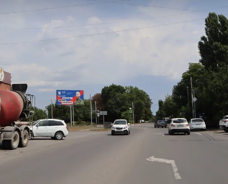 Фотография рекламного носителя, тип: Билборд 3x6, адрес: Лизы Чайкиной ул. Х 16-й Новый пер., Таганрог, Ростовская область, Россия. Сторона В №552444