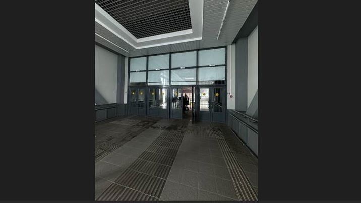 Фотография рекламного носителя, тип: Постер/баннер, адрес: ЖД вокзал «Казань», Воровского ул., д.33, Казань, Республика Татарстан, Россия. Сторона/вариант №1324306