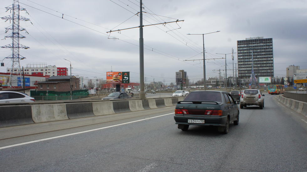 Фотография рекламного носителя, тип: Билборд 3x6, адрес: Комсомольская пл., Молитовский мост, Нижний Новгород, Нижегородская область, Россия. Сторона B №1021481
