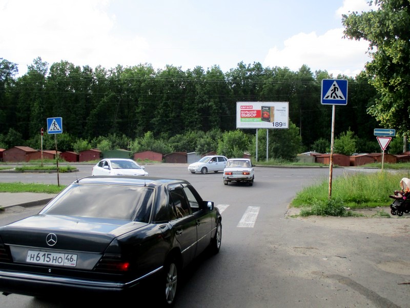 Фотография рекламного носителя, тип: Билборд 3x6, адрес: Орловская ул., д.12, поз.2, Курск, Курская область, Россия. Сторона A1-А3 №608023