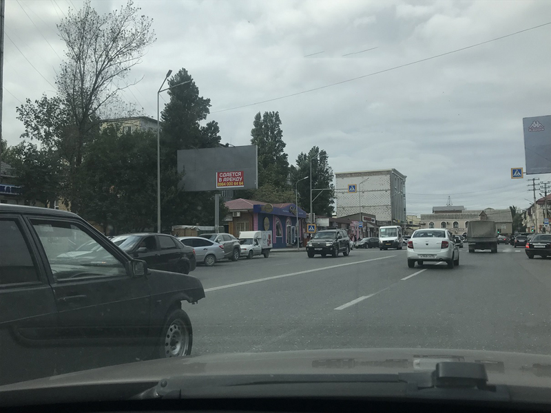 Фотография рекламного носителя, тип: Билборд 3x6, адрес: Абдулхакима Исмаилова ул., поз.2, Махачкала, Республика Дагестан, Россия. Сторона Б №779098