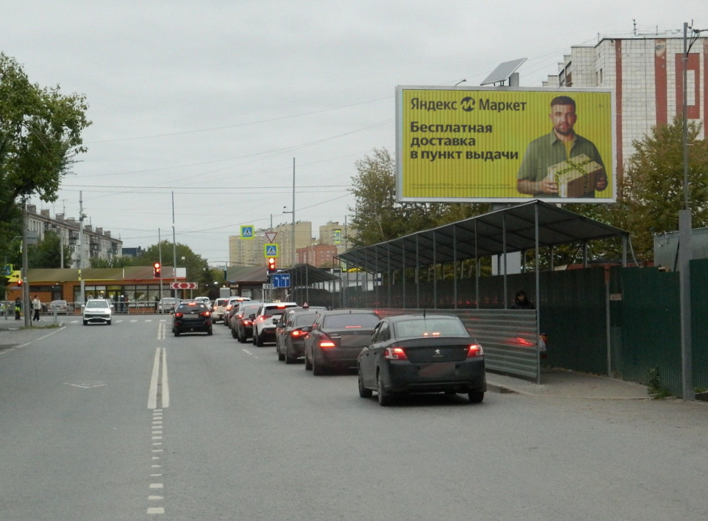 Фотография рекламного носителя, тип: Билборд 3x6, адрес: Ставропольская ул., д.11/1, Тюмень, Тюменская область, Россия. Сторона А1-А3 №507551