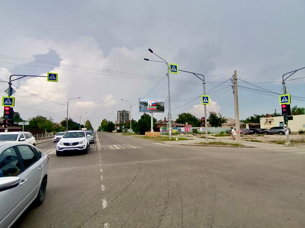 Фотография рекламного носителя, тип: Билборд 3x6, адрес: Аэродромная ул., д.20, Мариуполь, Донецкая область, Россия. Сторона A1-А10 №1097585