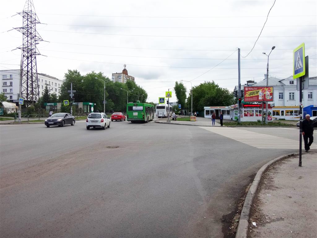 Фотография рекламного носителя, тип: Билборд 3x6, адрес: Карпинского ул. Х Декабристов пр-т., Пермь, Пермский край, Россия. Сторона A1-A3 №758431