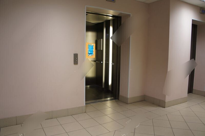 Фотография рекламного носителя, тип: Постер/баннер, адрес: Бизнес-центр «Континент на Звездной», Звездная ул., д.1, Санкт-Петербург, Россия. Сторона/вариант №657356