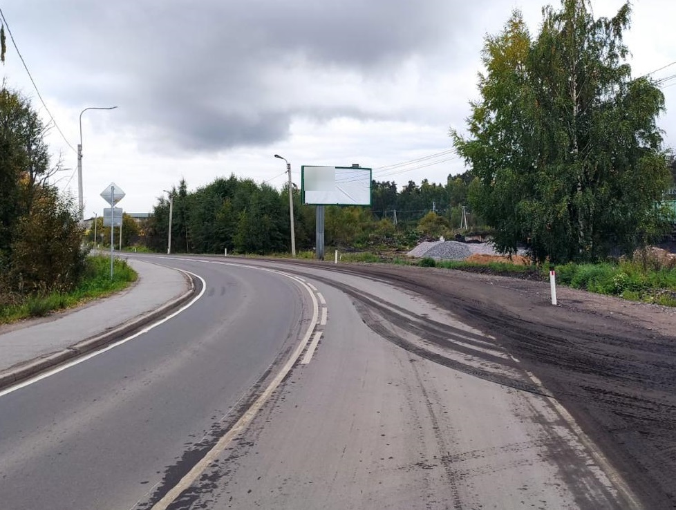 Фотография рекламного носителя, тип: Билборд 3x6, адрес: Сосново пос., Вокзальная ул., д.7, Ленинградская область, Россия. Сторона А №991591