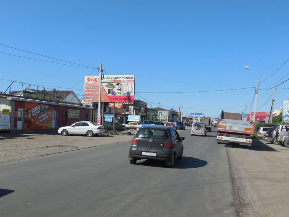 Фотография рекламного носителя, тип: Билборд 3x6, адрес: Семиреченская ул., д.102, Омск, Омская область, Россия. Сторона В №1009837