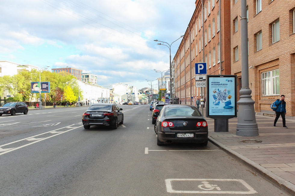 Фотография рекламного носителя, тип: Ситиформат 1.8x1.2, адрес: Новослободская ул., д.45, корп.Б-В, Москва, Россия. Сторона А №557618