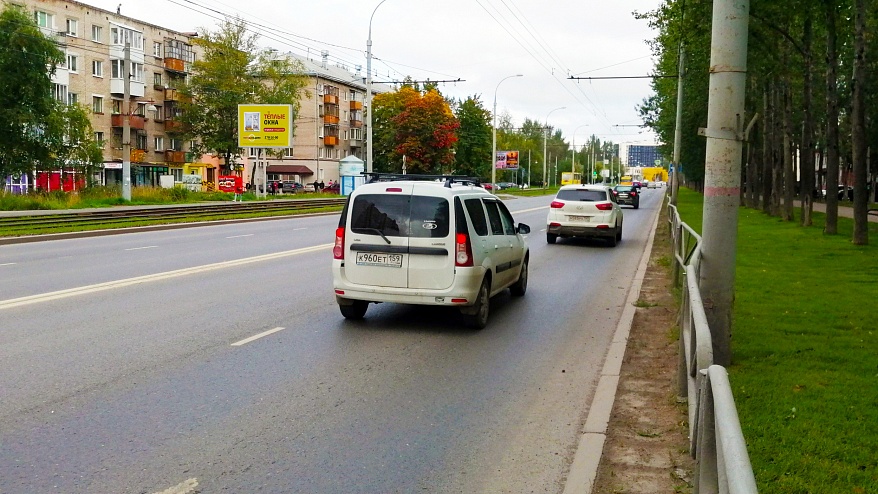 Фотография рекламного носителя, тип: Ситиборд 2.7x3.7, адрес: Гагарина б-р., д.64, Пермь, Пермский край, Россия. Сторона B №745487