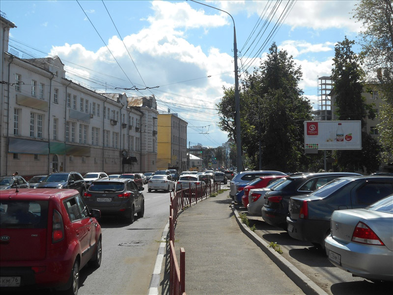 Фотография рекламного носителя, тип: Билборд 3x6, адрес: Республиканская ул., д.10, Ярославль, Ярославская область, Россия. Сторона А1-A3 №565826
