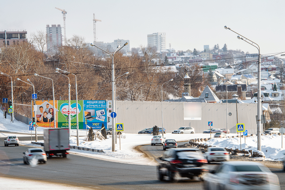 Фотография рекламного носителя, тип: Мультиборд, адрес: Менеделеева ул. X Сочинской ул., Уфа, Республика Башкортостан, Россия. Сторона A №1007489